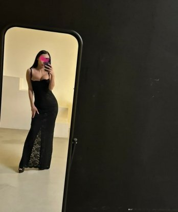 🌟
Моя нежная кожа, соблазнительные формы и изящные движения оставят тебя безумно возбужденным. 💋
Я знаю, как доставить максимум удовольствия и расслабления. Мои услуги включают классический и эротический массаж, оральный секс, а также различные ролевые игры и фетиш. 😈
Каждая минута со мной будет наполнена страстью и нежностью. 💏
У меня есть много положительных отзывов от довольных клиентов, которые восхищаются не только моей красотой, но и профессионализмом. 🌹
Приглашаю вас в мою уютную и расслабляющую обстановку в самом сердце Москвы, где каждый момент будет наполнен взрывом эмоций и наслаждения. 🏰
Для вашего комфорта и конфиденциальности у меня есть уютная квартира и парковка рядом. 🏠🚗
Смело позвоните мне и доверьте себя моим нежным рукам и страстным желаниям. Жду встречи с нетерпением!
*фото* Ева